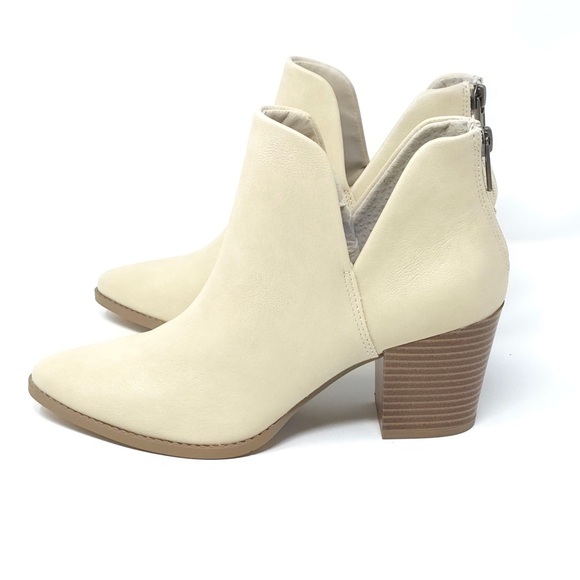 Sun + Stone Ankle Boots Eliza Ecru Faux Leather Almond Toe - Picture 6 of 11